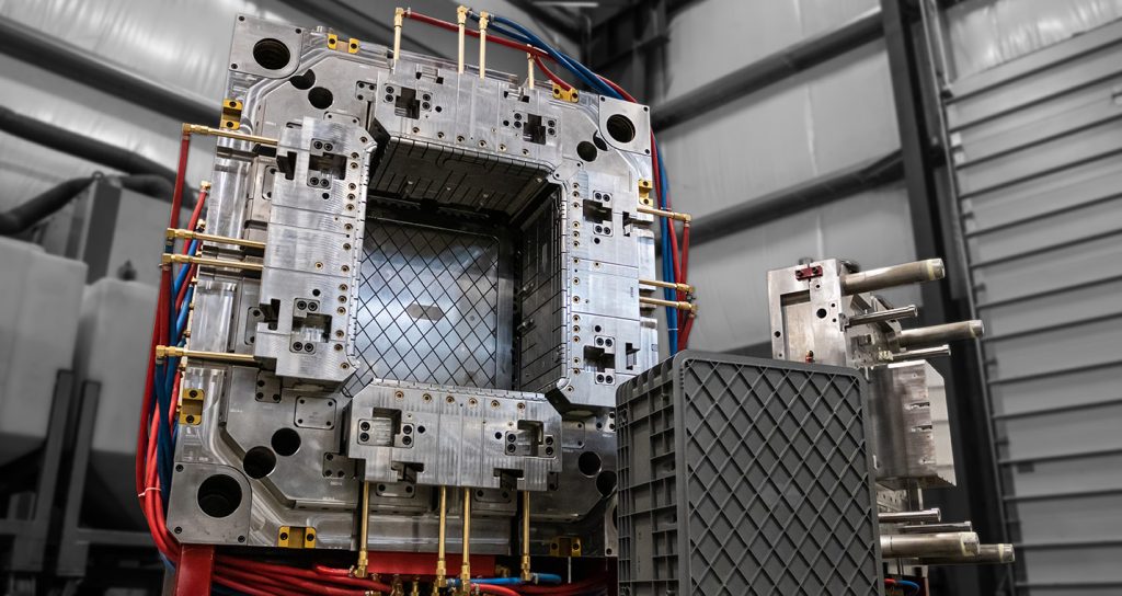 Injection Molding Components and Assemblies Venture Plastics, Inc.